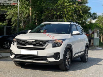 Xe Kia Seltos Deluxe 1.4 AT 2023