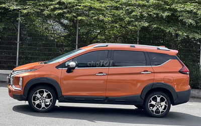Cần Bán Mitsubishi Xpander Cross 2022 màu Cam Đẹp