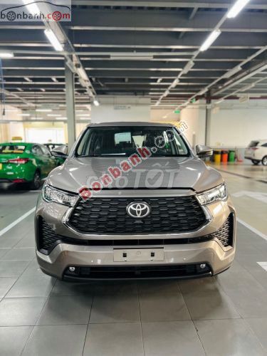 Toyota Innova Cross 2.0 CVT 2025