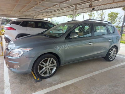 Hyundai i30 2010 CW 1.6 AT - 86999 km