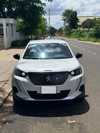 Peugeot 2008 2021 GT Line 1.2 AT - 51000 km