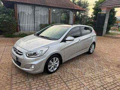 Hyundai Accent 2014 1.4 AT Hatchback - 50000 km