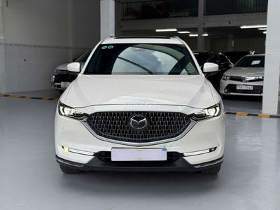 Mazda cx8 2.5L AWD- 18000 km