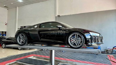 Audi R8 V10 Plus Đen đời 2015, 29000 km