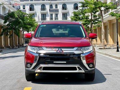 Xe Mitsubishi Outlander 2.0 CVT 2020