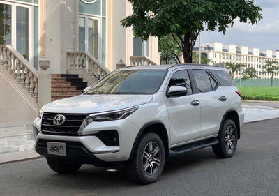 Toyota Fortuner 2022 2.4 4x2 AT - 55000 km