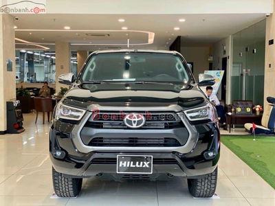 Xe Toyota Hilux 2.4L 4x2 AT 2025