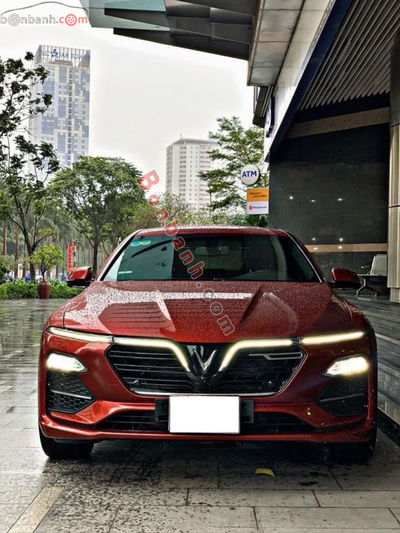 Xe VinFast Lux A 2.0 Plus 2.0 AT 2020