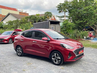 Grand i10 AT