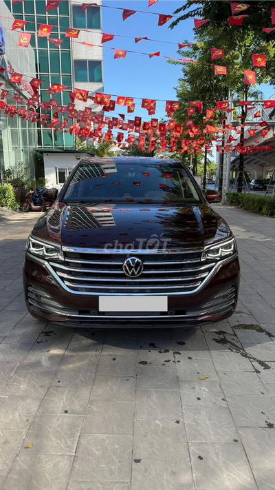 Volkswagen Viloran 2024 Luxury - 26000 km