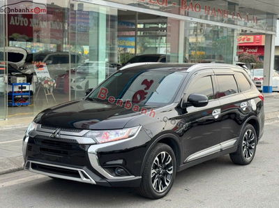 Xe Mitsubishi Outlander 2.0 CVT 2021