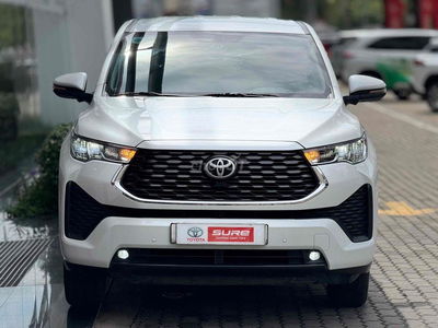 Toyota Innova Cross 2024 - 34.000 km