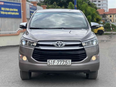 Toyota Innova 2016 2.0V - 83000 km