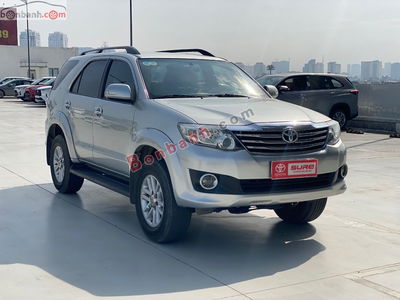 Xe Toyota Fortuner 2.7V 4x2 AT 2014