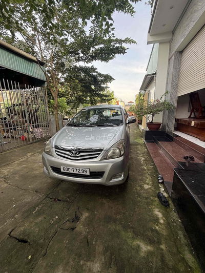 Toyota Innova 2011 G - 157000 km
