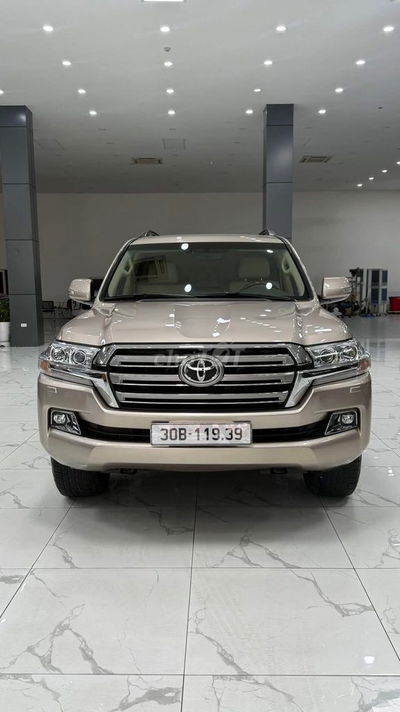 Toyota Land Cruiser LC200, sản xuất 2016 cực mới.