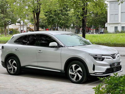VF8 Eco 2022 Mua Pin Sdi giảm 70tr đổi xe xăng