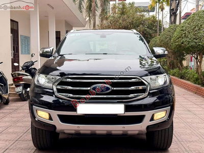Xe Ford Everest Titanium 2.0L 4x2 AT 2018