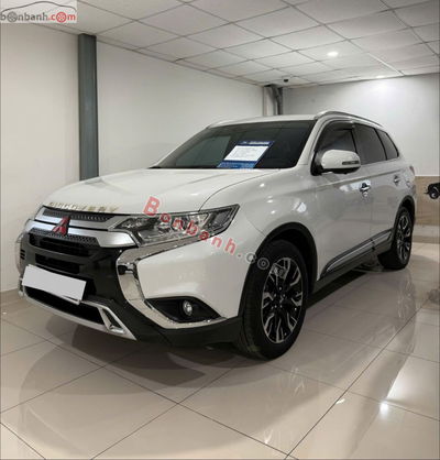 Xe Mitsubishi Outlander 2.0 CVT 2020