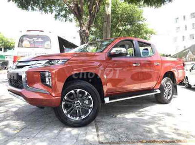 Mitsubishi Triton 2020 4x2 AT Mivec Premium - 7000