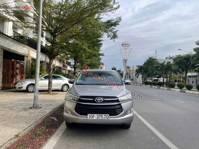 Xe Toyota Innova 2.0E 2018