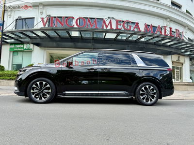 Xe Kia Carnival Signature 2.2D 2023