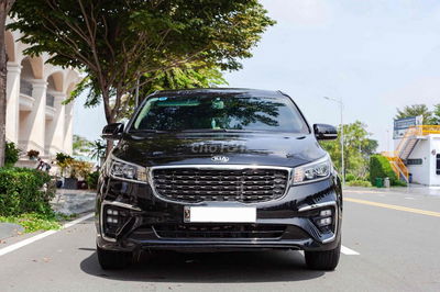 Kia Sedona 2019 2.2 DAT Luxury - 87000 km