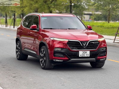 Xe VinFast Lux SA 2.0 Premium 2.0 AT 2021