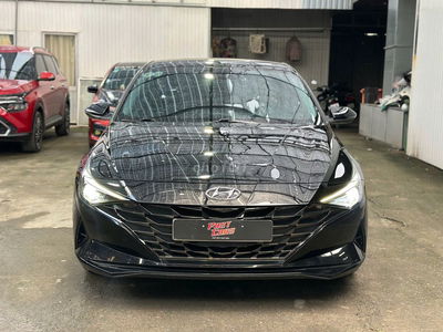 Hyundai Elantra 2022 - 47000 km