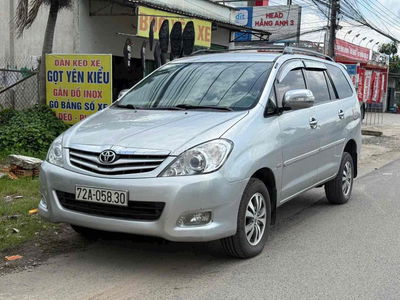 Toyota Innova 2009 G máy zin xe gia đình