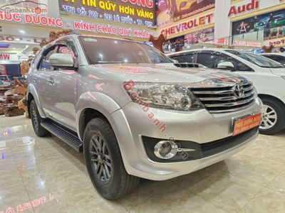 Xe Toyota Fortuner 2.5G 2016