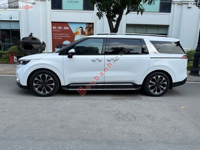 Xe Kia Carnival Signature 2.2D 2022