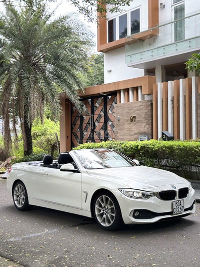 Mui trần BMW 428i Trắng & Cọp 32 ngàn Km !
