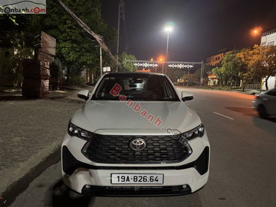 Xe Toyota Innova Cross 2.0 CVT 2025