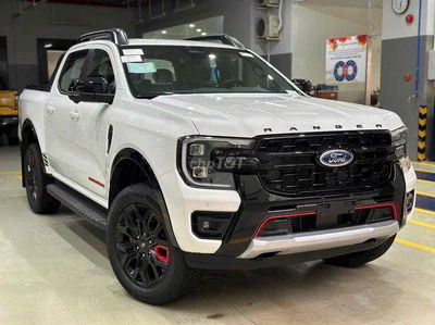 Ford Ranger 2025 Stormtrak 2.0L 4x4 AT - 300 km