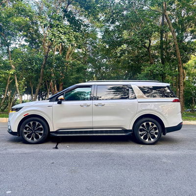 Kia Carnival 2023 Signature 2.2D - 68700 km