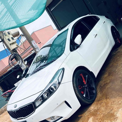 Kia Cerato 2016 1.6 AT - 94000 km