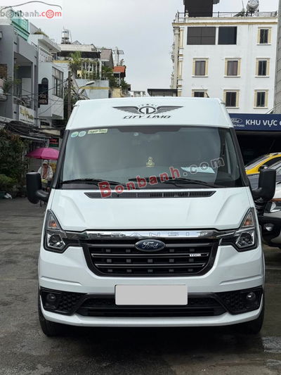 Xe Ford Transit Tiêu chuẩn 2024