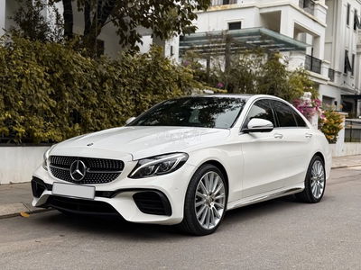 MERCEDES BENZ C300 AMG 2016 Độ Full Option Cực Đẹp