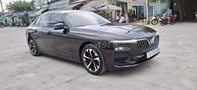 VinFast Lux A2.0 2019 2.0 AT - 53000 km