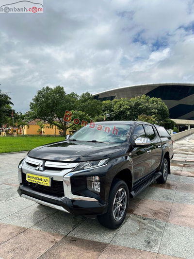 Xe Mitsubishi Triton 4x2 AT Mivec 2021