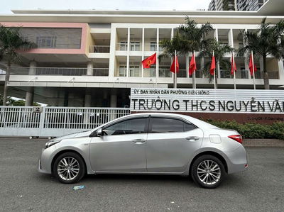 Cần Corolla Alits Xe GĐ ít SD ko KD, xe rất đẹp