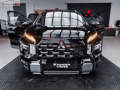 Xe Mitsubishi Xpander Cross 1.5 AT 2025