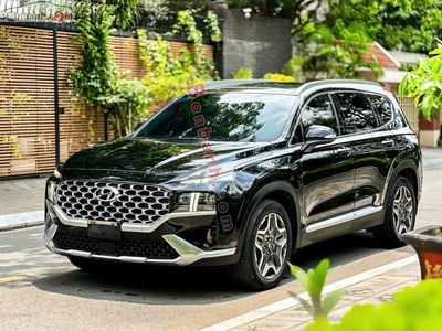 Xe Hyundai SantaFe Cao cấp 2.2L HTRAC 2023