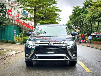 Xe Mitsubishi Outlander 2.0 CVT 2022