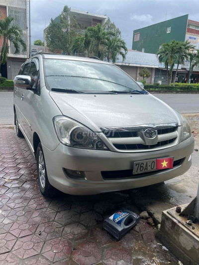 Toyota Innova 2008 V - 194000 km