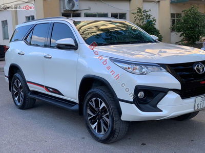 Xe Toyota Fortuner 2.7V 4x2 AT TRD 2019