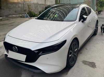 Mazda 3 2024 HB Sport Premium - 24000km