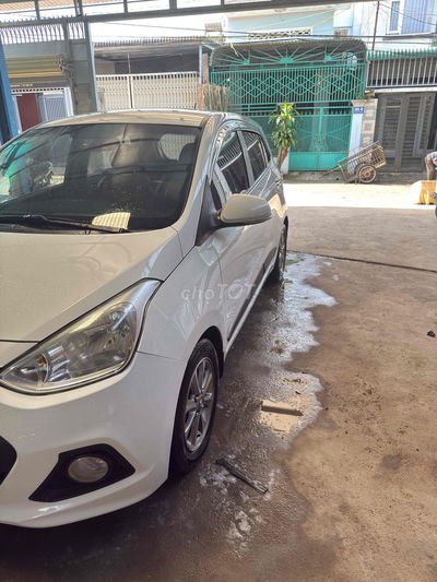 Hyundai Grand i10 2015 Grand 1.2 AT - 100 km