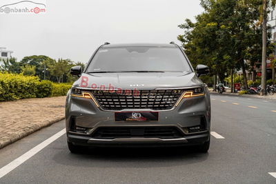 Xe Kia Carnival Signature 2.2D 2024
